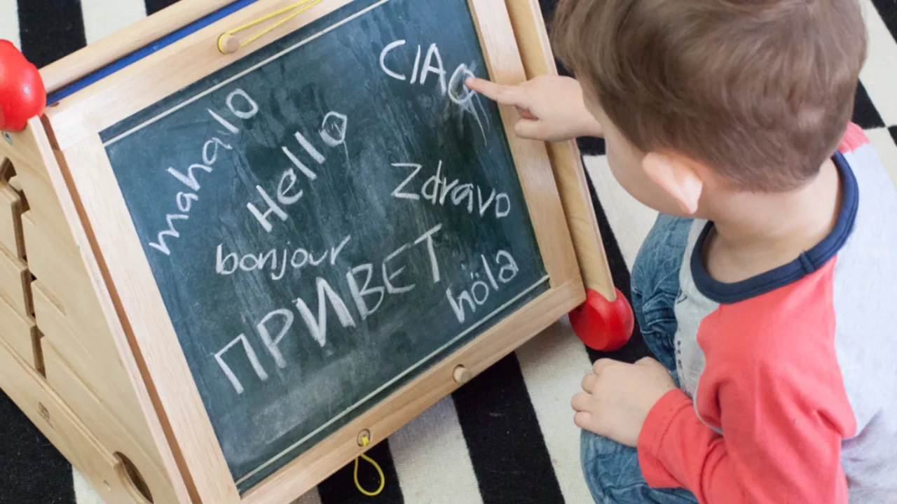 Dziecko uczące się języka obcego